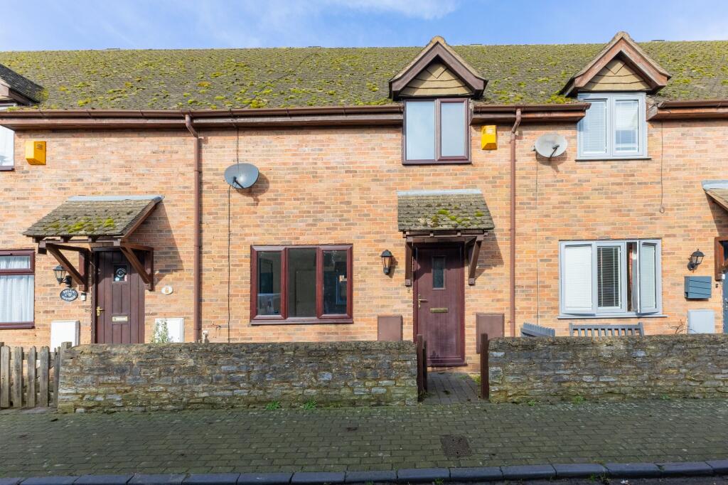 3 bed Mid Terraced House for rent in Bretforton. From Johnsons Property Consultants - Evesham 3 bed Mid Terraced House for rent in Bretforton. From Johnsons Property Consultants - Evesham