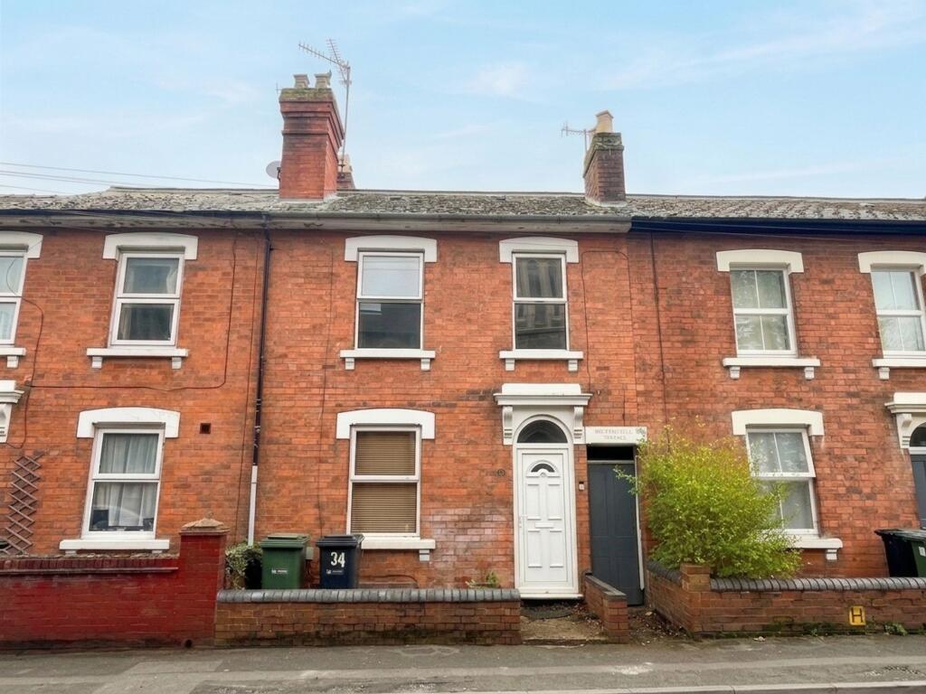 3 bed Mid Terraced House for rent in Worcester. From Johnsons Property Consultants - Evesham