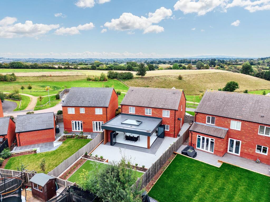 5 bed Not Specified for rent in Powick. From Johnsons Property Consultants - Evesham