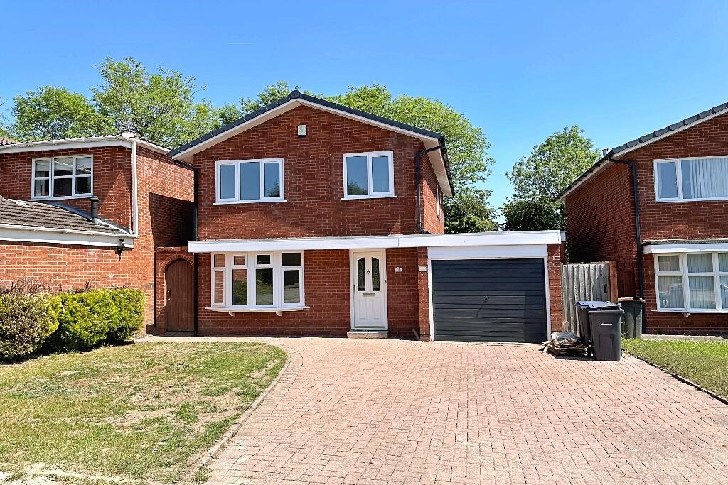 4 bed Detached for rent in Bateman's Green. From Spectra Property Services - Kings Heath