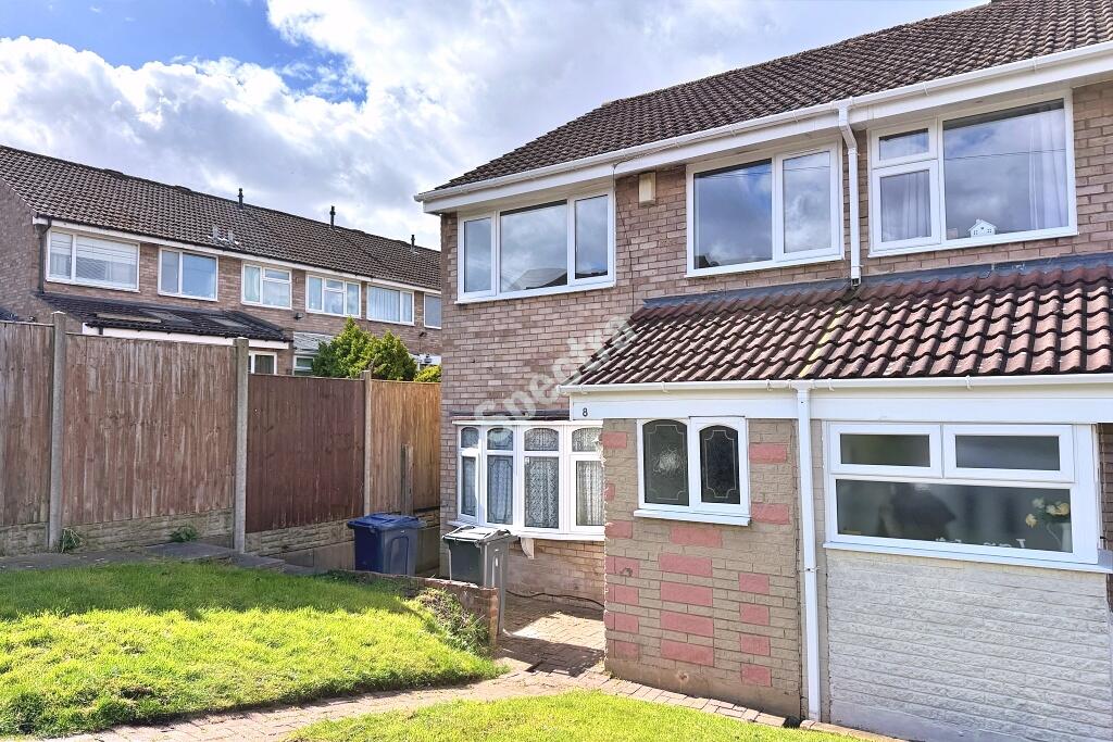 3 bed Mid Terraced House for rent in Headley Heath. From Spectra Property Services - Kings Heath