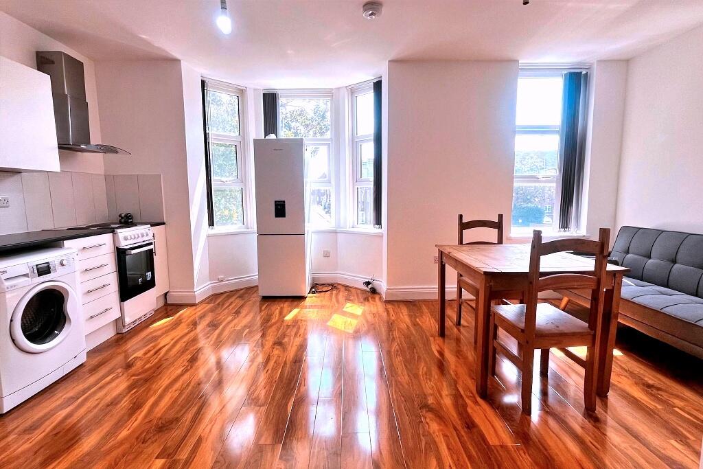 1 bed 1st Floor Flat for rent in Birmingham. From Spectra Property Services - Kings Heath 1 bed 1st Floor Flat for rent in Birmingham. From Spectra Property Services - Kings Heath