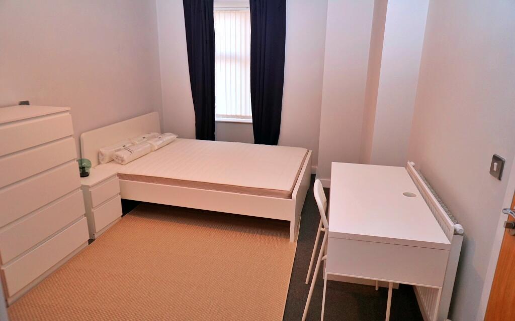 1 bed Mid Terraced House for rent in Smethwick. From Spectra Property Services - Kings Heath 1 bed Mid Terraced House for rent in Smethwick. From Spectra Property Services - Kings Heath
