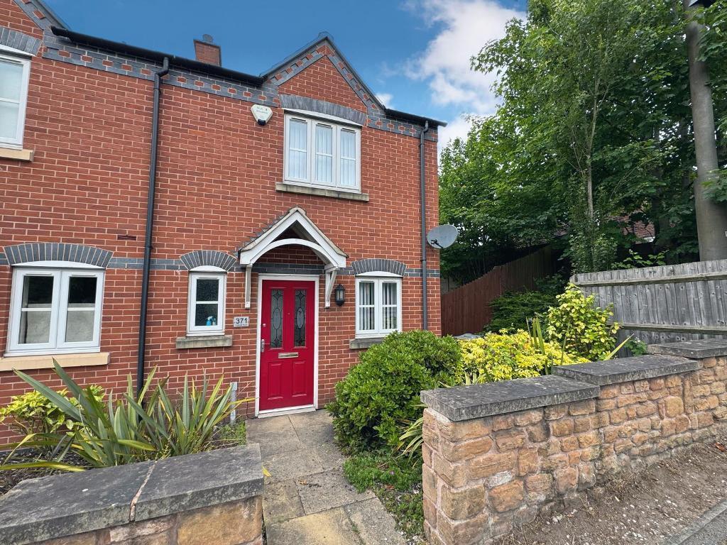 2 bed Semi Detached for rent in Arnold. From Janet Jones Property Services - Sherwood