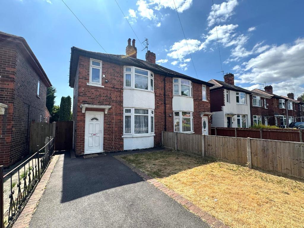 3 bed Semi Detached for rent in Arnold. From Janet Jones Property Services - Sherwood 3 bed Semi Detached for rent in Arnold. From Janet Jones Property Services - Sherwood