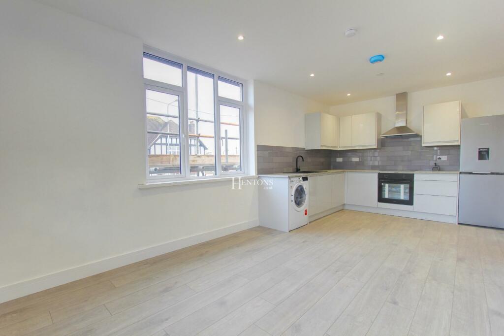 2 bed 1st Floor Flat for rent in Cardiff. From Hentons - Cardiff