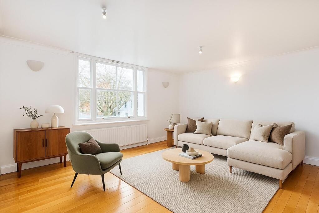 1 bed 1st Floor Flat for rent in London. From Kinleigh Folkard & Hayward - Sales - Fulham and Chelsea