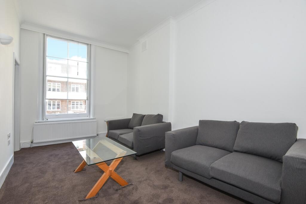 1 bed 1st Floor Flat for rent in Kensington. From Kinleigh Folkard & Hayward - Sales - Fulham and Chelsea