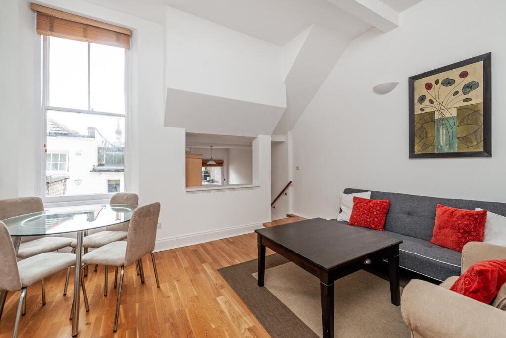 1 bed 1st Floor Flat for rent in Kensington. From Kinleigh Folkard & Hayward - Sales - Fulham and Chelsea 1 bed 1st Floor Flat for rent in Kensington. From Kinleigh Folkard & Hayward - Sales - Fulham and Chelsea