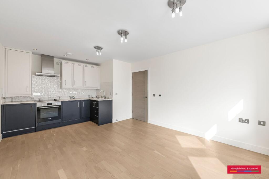 1 bed 1st Floor Flat for rent in Hammersmith. From Kinleigh Folkard & Hayward - Sales - Fulham and Chelsea