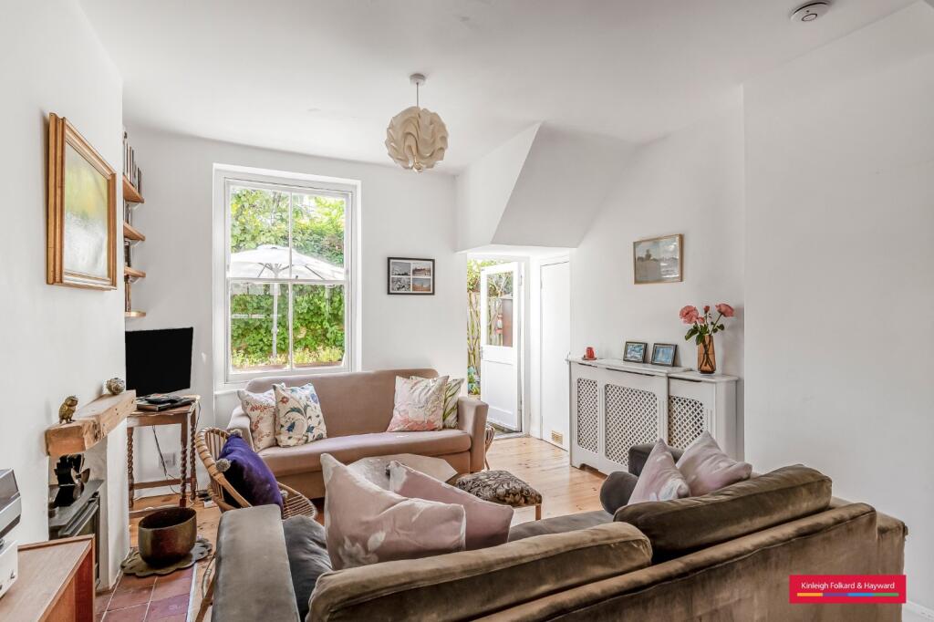 3 bed Mid Terraced House for rent in London. From Kinleigh Folkard & Hayward - Sales - Belsize Park