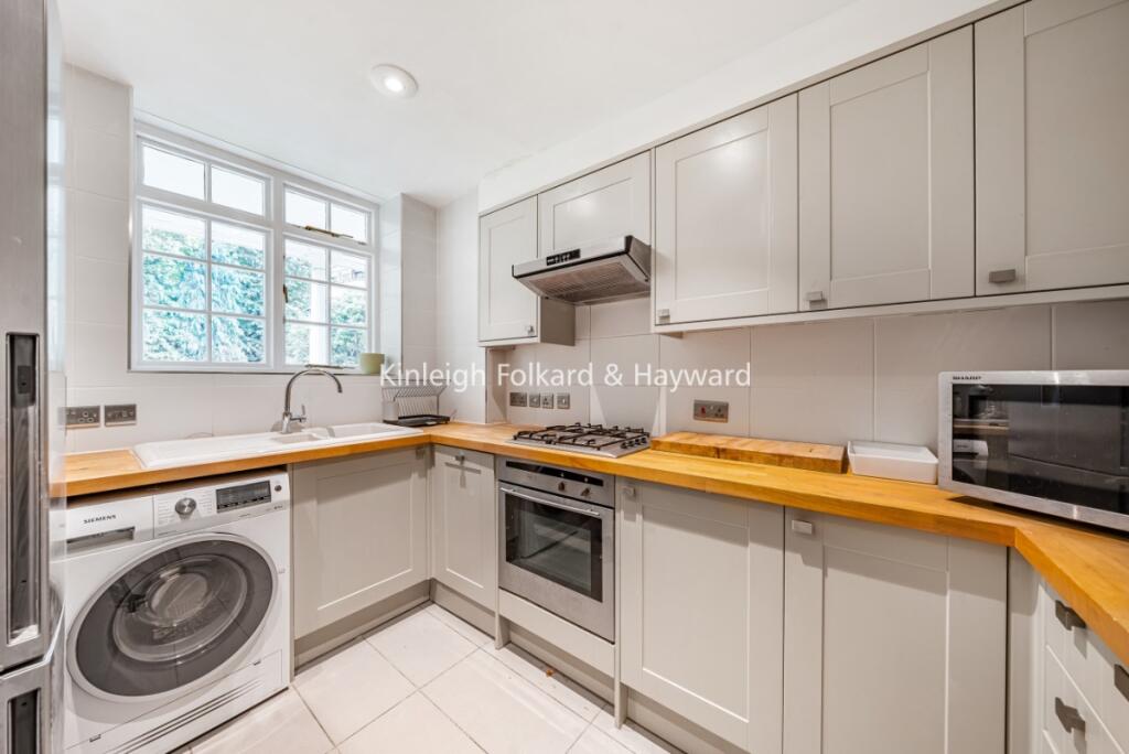 2 bed 1st Floor Flat for rent in London. From Kinleigh Folkard & Hayward - Sales - Belsize Park
