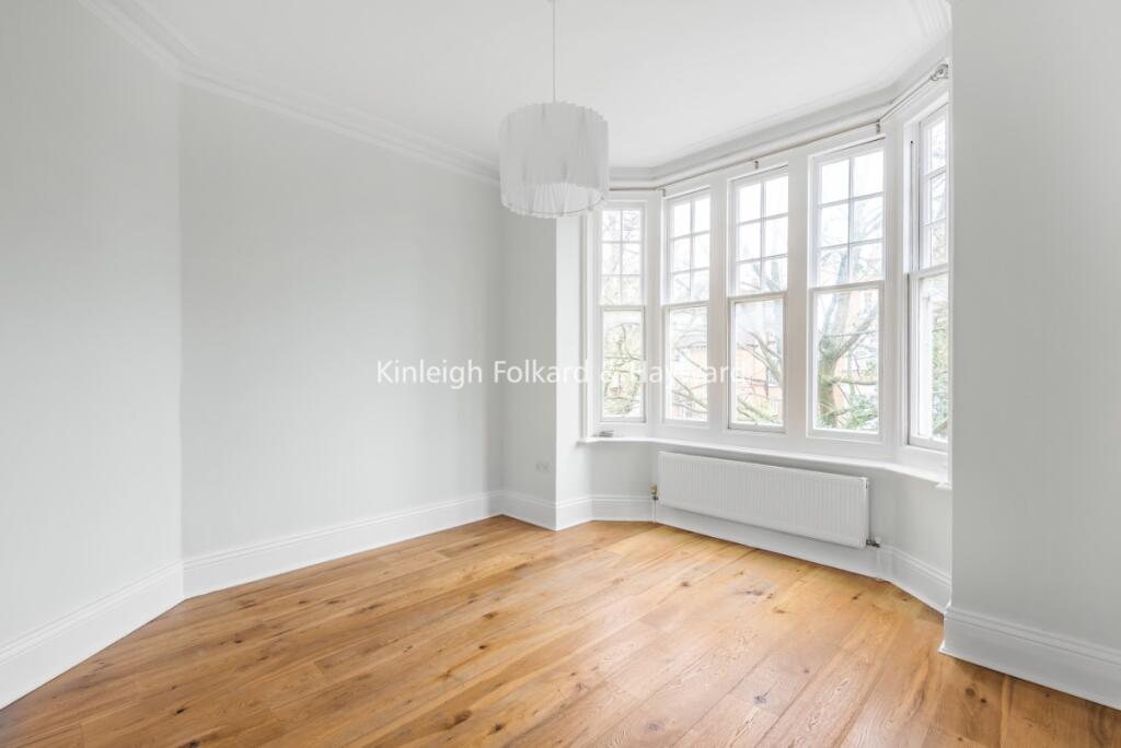 1 bed 1st Floor Flat for rent in London. From Kinleigh Folkard & Hayward - Sales - Belsize Park