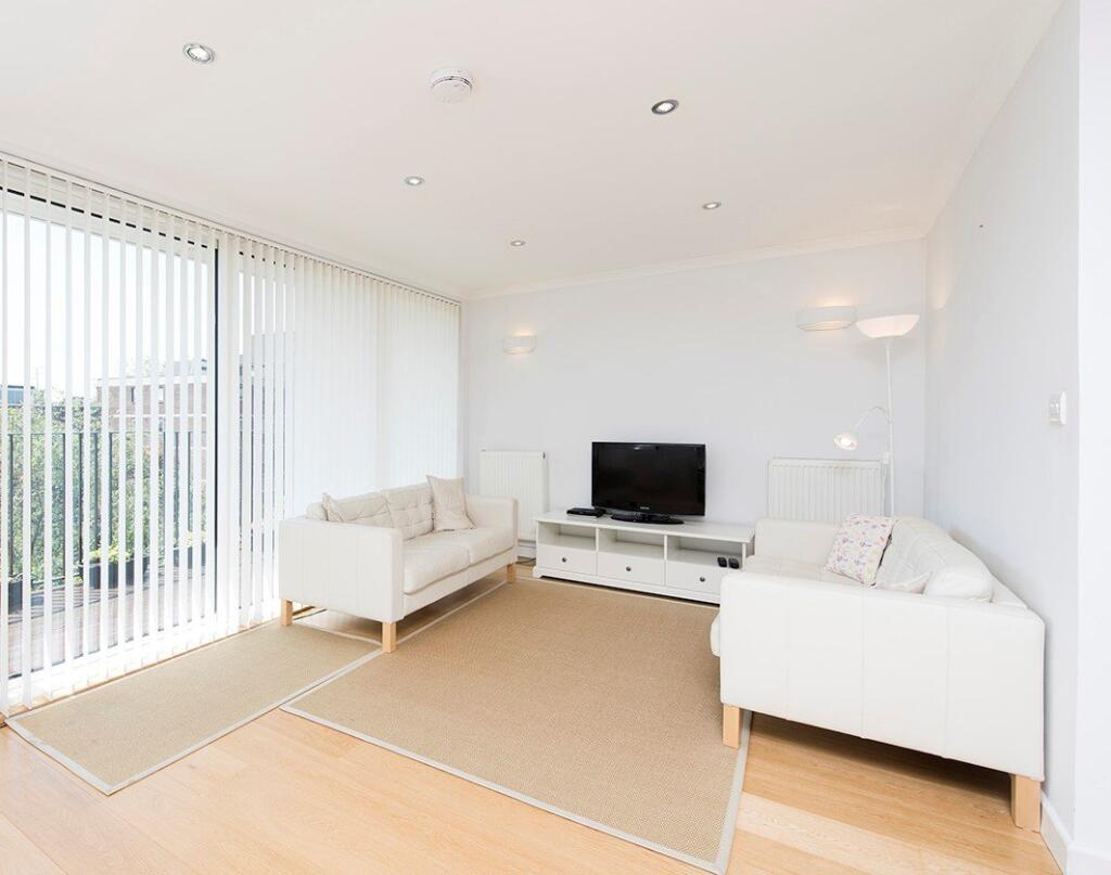 2 bed 1st Floor Flat for rent in Hampstead. From Kinleigh Folkard & Hayward - Sales - Belsize Park 2 bed 1st Floor Flat for rent in Hampstead. From Kinleigh Folkard & Hayward - Sales - Belsize Park