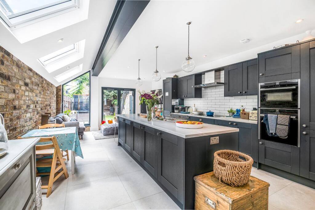 4 bed Detached for rent in Streatham. From Kinleigh Folkard & Hayward - Sales - Balham