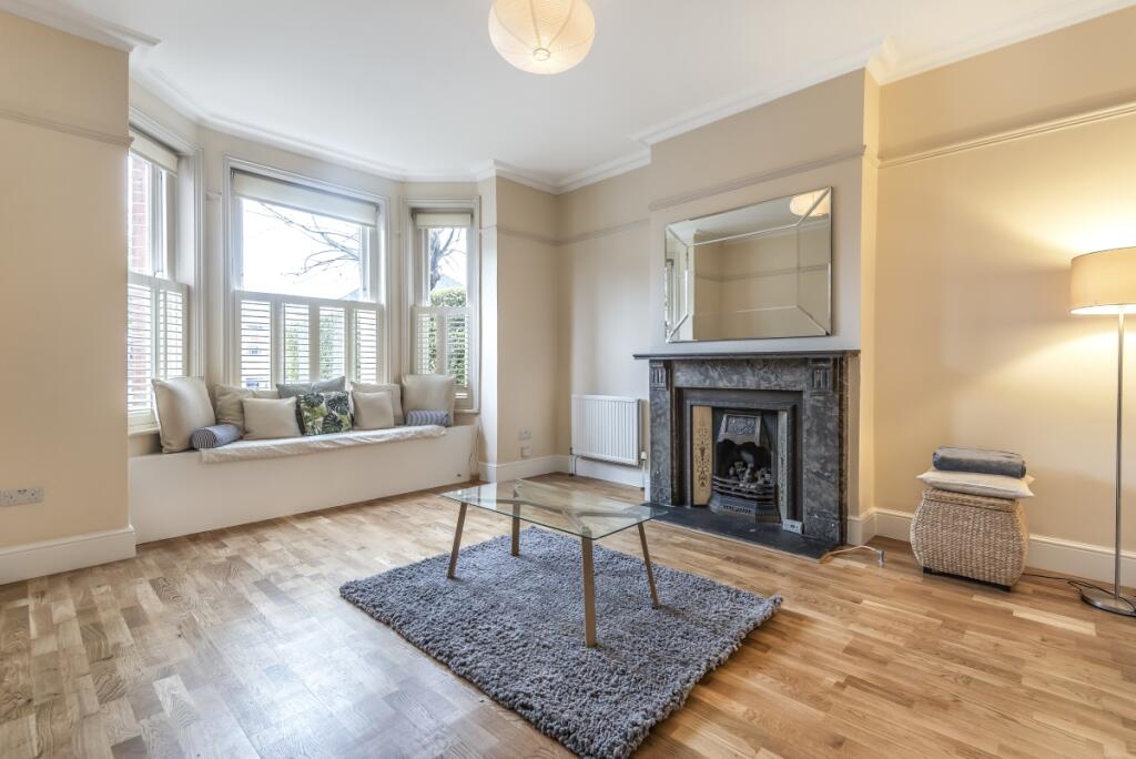 2 bed 1st Floor Flat for rent in Streatham. From Kinleigh Folkard & Hayward - Sales - Balham