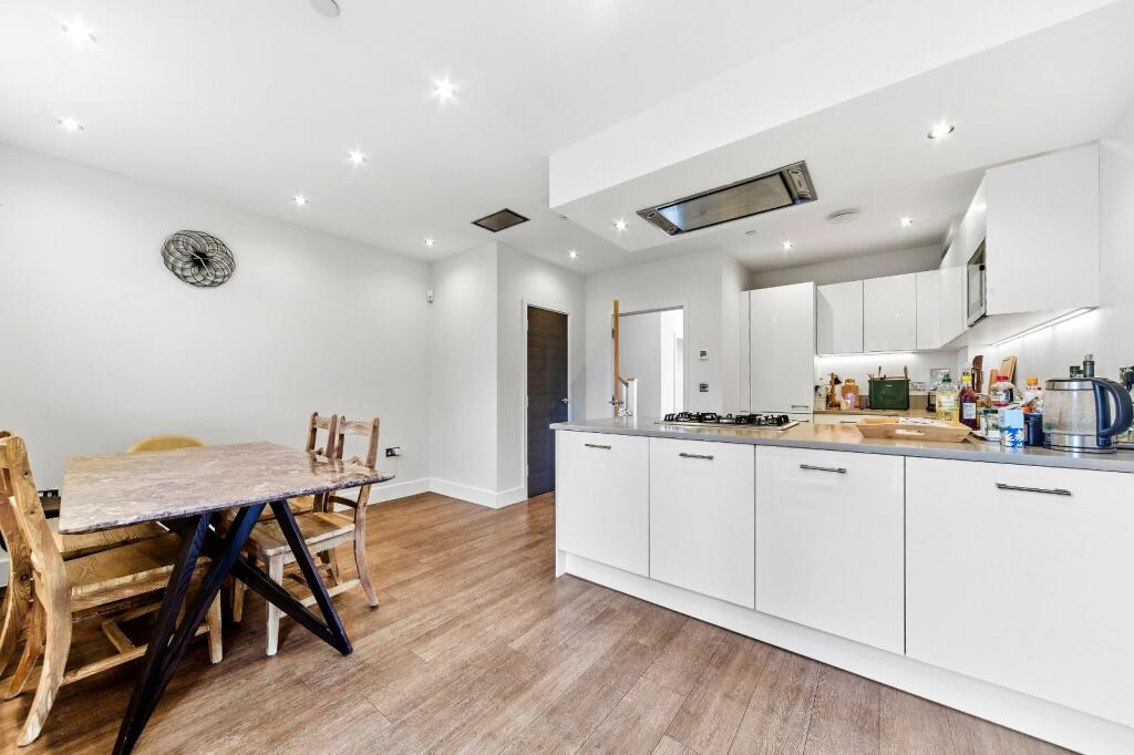 4 bed Detached for rent in Streatham. From Kinleigh Folkard & Hayward - Sales - Balham