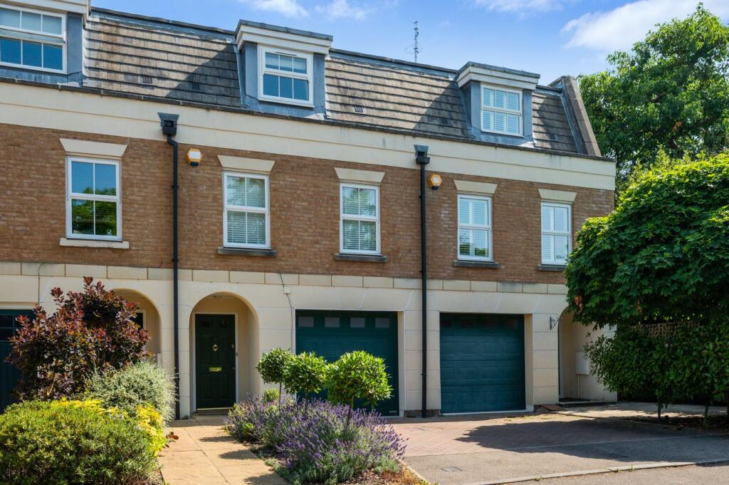 4 bed Town House for rent in Weybridge. From Martin Flashman & Co. - Weybridge
