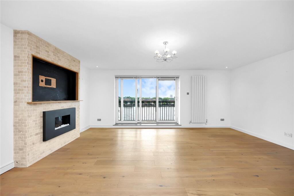 2 bed Apartment for rent in Poplar. From Hurford Salvi Carr - Docklands 2 bed Apartment for rent in Poplar. From Hurford Salvi Carr - Docklands