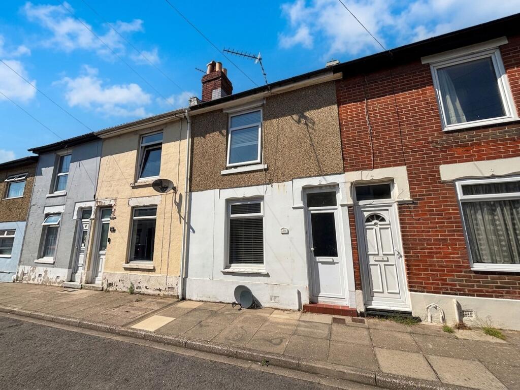 2 bed Mid Terraced House for rent in Portsmouth. From Chinneck Shaw - Chinneck Shaw 2 bed Mid Terraced House for rent in Portsmouth. From Chinneck Shaw - Chinneck Shaw