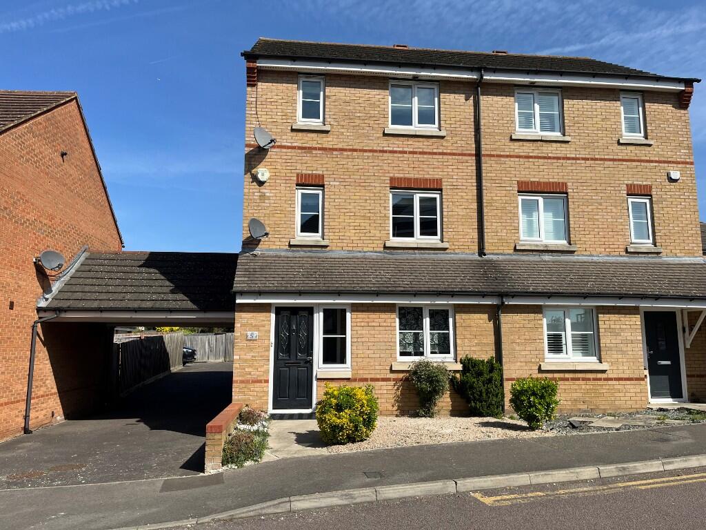 4 bed Semi Detached for rent in Romford. From Ashton & Perkins - Romford