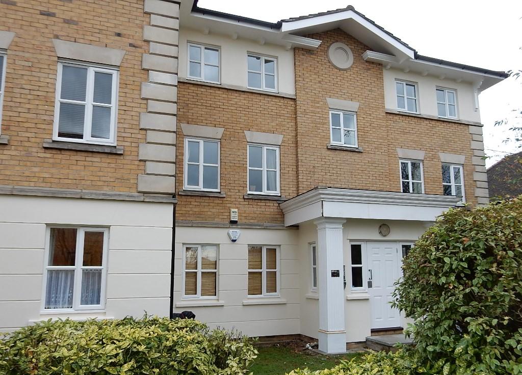 1 bed 1st Floor Flat for rent in Romford. From Ashton & Perkins - Romford