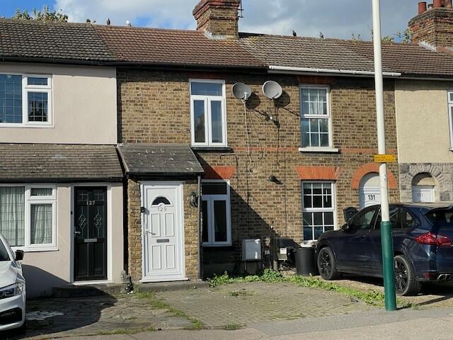 2 bed Detached for rent in Romford. From Ashton & Perkins - Romford