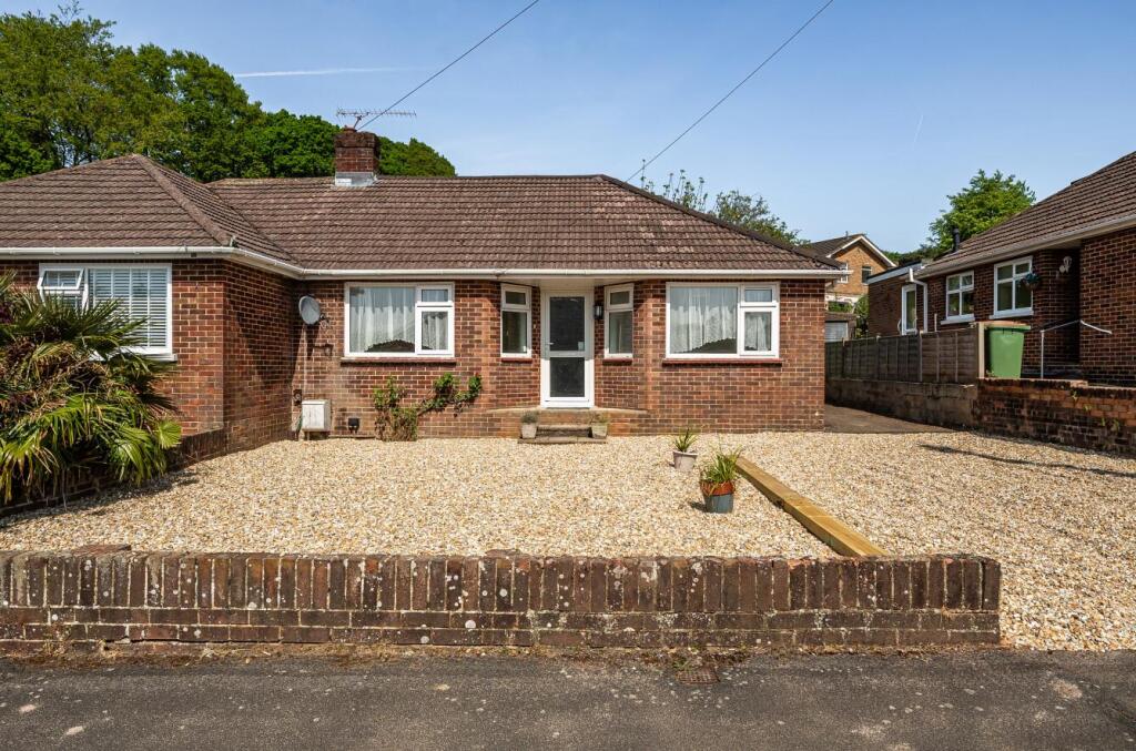 2 bed Detached bungalow for rent in Eastleigh. From Sparks Ellison - Chandler's Ford