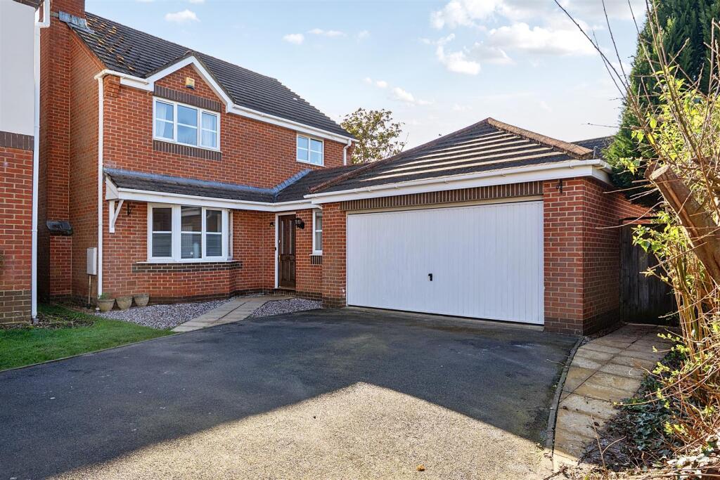 4 bed Detached for rent in Eastleigh. From Sparks Ellison - Chandler's Ford 4 bed Detached for rent in Eastleigh. From Sparks Ellison - Chandler's Ford