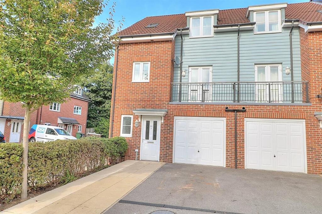 4 bed End of Terrace for rent in Eastleigh. From Sparks Ellison - Chandler's Ford