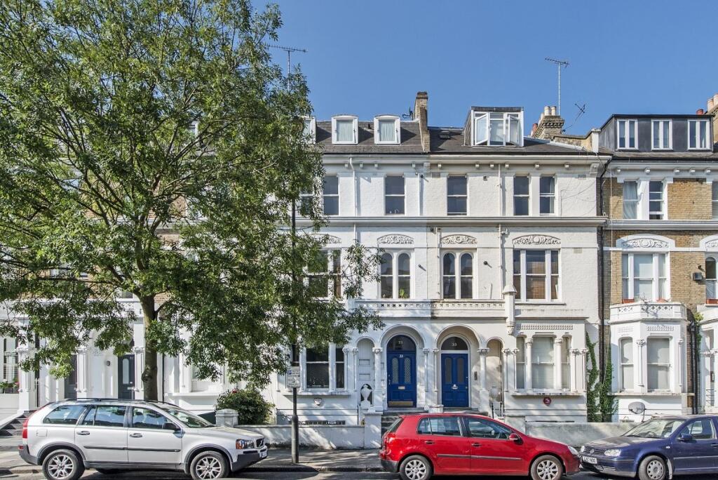 0 bed 1st Floor Flat for rent in Kensington. From Kinleigh Folkard & Hayward - Sales - Hammersmith & Shepherds Bush