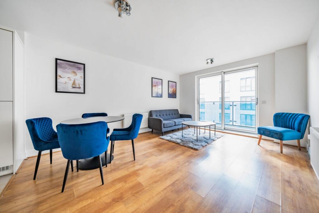 2 bed 1st Floor Flat for rent in Hammersmith. From Kinleigh Folkard & Hayward - Sales - Hammersmith & Shepherds Bush