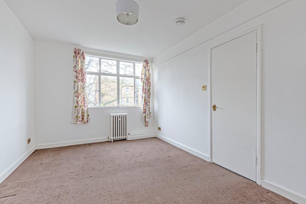 4 bed 1st Floor Flat for rent in London. From Kinleigh Folkard & Hayward - Sales - Hammersmith & Shepherds Bush