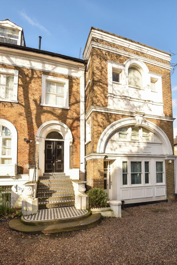 2 bed 1st Floor Flat for rent in London. From Kinleigh Folkard & Hayward - Sales - Hammersmith & Shepherds Bush