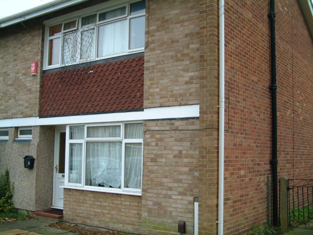 4 bed Detached for rent in Bishopsgate. From Browns Estate Agents - Englefield Green