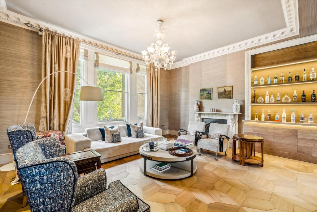 4 bed Mid Terraced House for rent in London. From Knight Frank - Notting Hill 4 bed Mid Terraced House for rent in London. From Knight Frank - Notting Hill