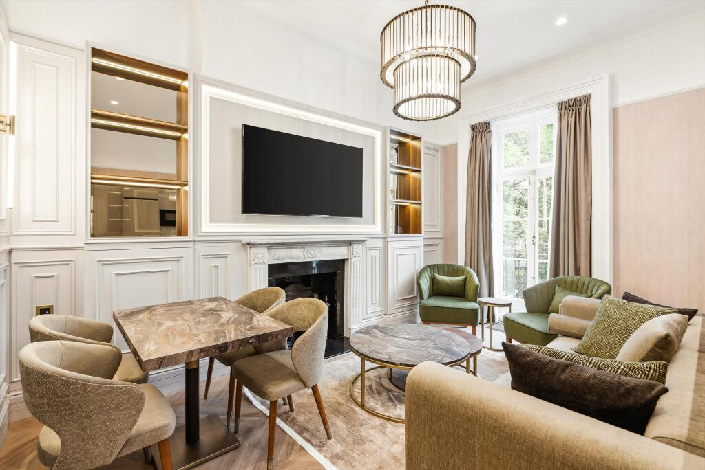 2 bed 1st Floor Flat for rent in Kensington. From Knight Frank - Notting Hill