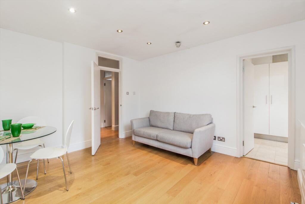 2 bed 1st Floor Flat for rent in London. From Knight Frank - Notting Hill