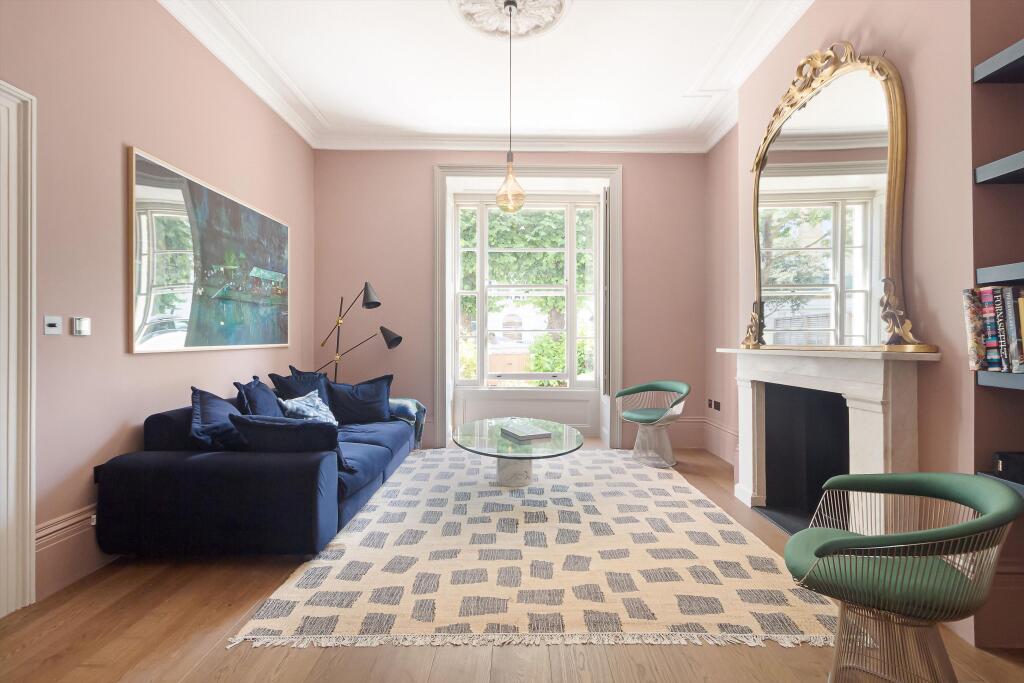 3 bed 1st Floor Flat for rent in Paddington. From Knight Frank - Notting Hill