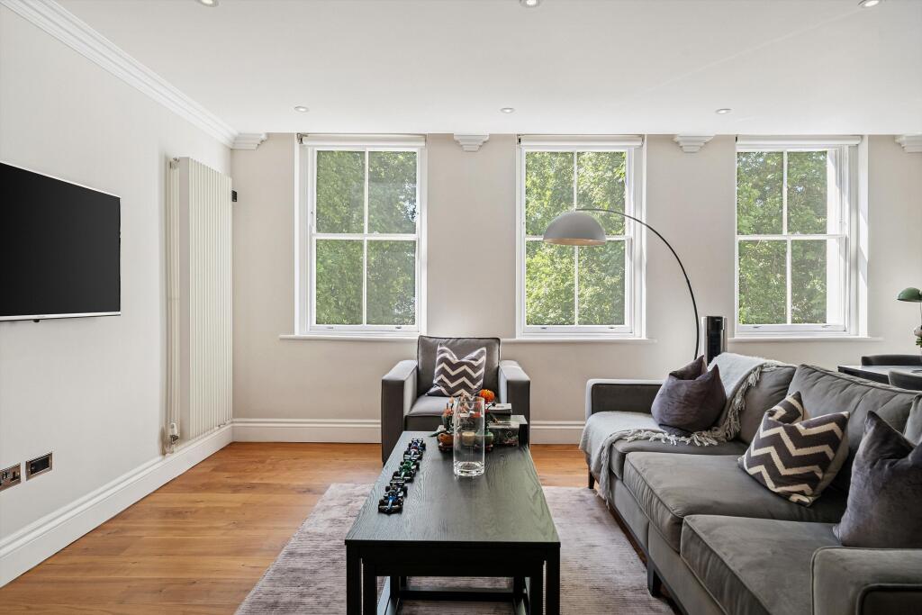 2 bed 1st Floor Flat for rent in Paddington. From Knight Frank - Notting Hill