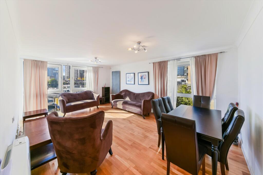 3 bed 1st Floor Flat for rent in London. From Knight Frank - Lettings - Canary  Wharf
