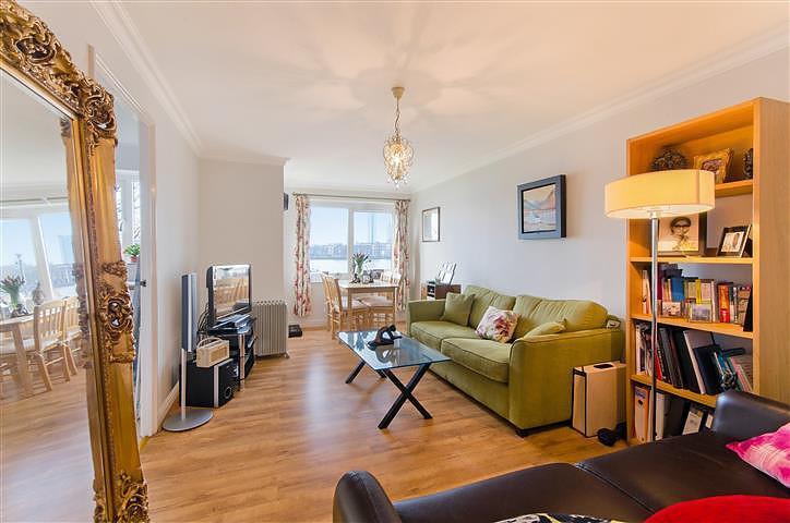 1 bed 1st Floor Flat for rent in Poplar. From Knight Frank - Lettings - Canary  Wharf