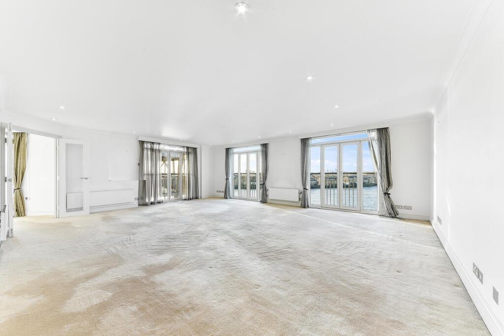 3 bed 1st Floor Flat for rent in London. From Knight Frank - Lettings - Canary  Wharf