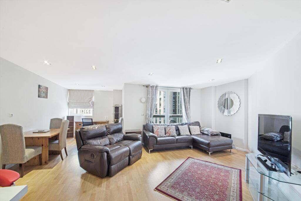 2 bed 1st Floor Flat for rent in London. From Knight Frank - Lettings - Canary  Wharf