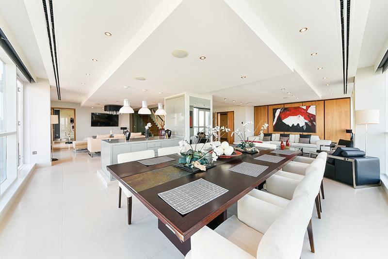 4 bed 1st Floor Flat for rent in London. From Knight Frank - Lettings - Canary  Wharf