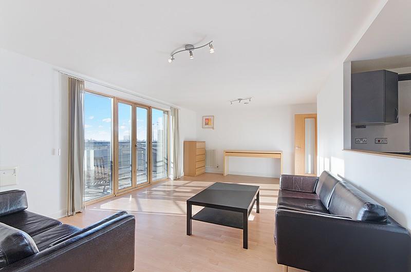 2 bed 1st Floor Flat for rent in Poplar. From Knight Frank - Lettings - Canary  Wharf