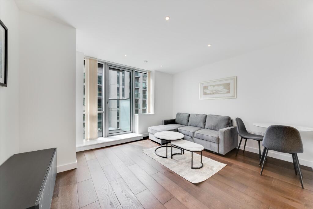 1 bed 1st Floor Flat for rent in Poplar. From Knight Frank - Lettings - Canary  Wharf