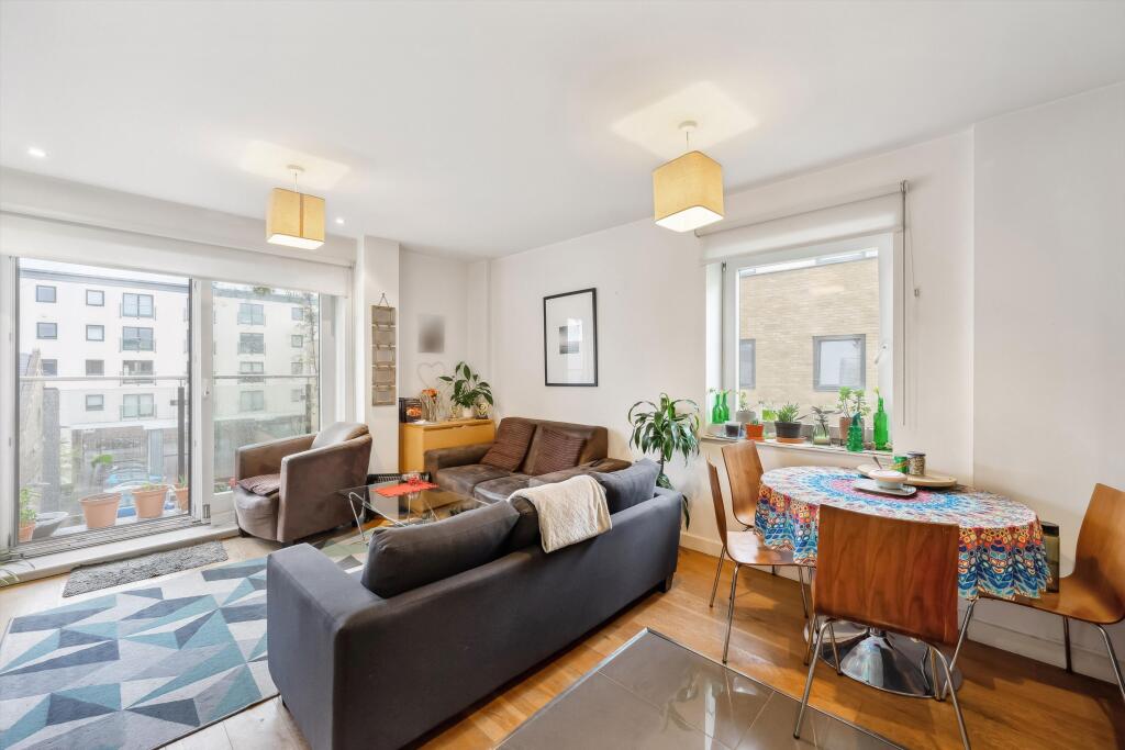 2 bed 1st Floor Flat for rent in Poplar. From Knight Frank - Lettings - Canary Wharf 2 bed 1st Floor Flat for rent in Poplar. From Knight Frank - Lettings - Canary Wharf