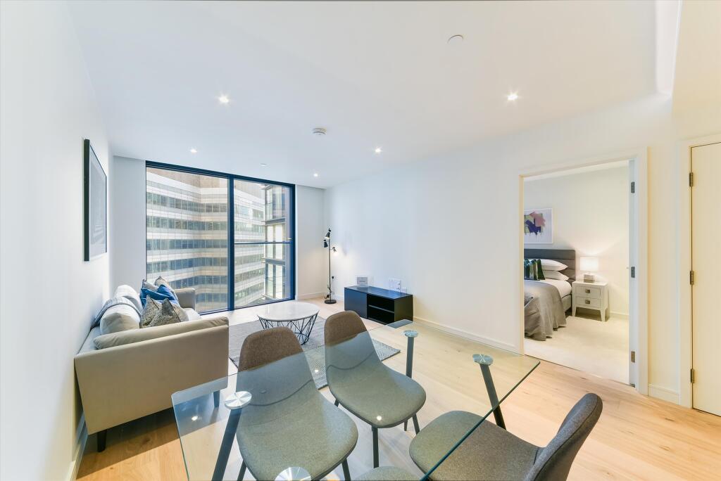 1 bed 1st Floor Flat for rent in London. From Knight Frank - Lettings - Canary  Wharf