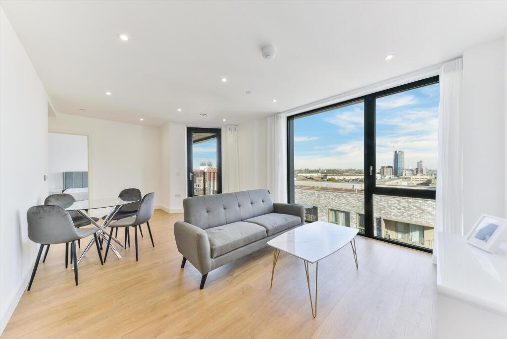 1 bed 1st Floor Flat for rent in London. From Knight Frank - Lettings - Canary  Wharf